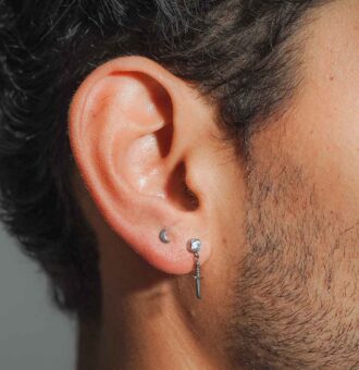 Piercing Hatori y Moon Titanio G23